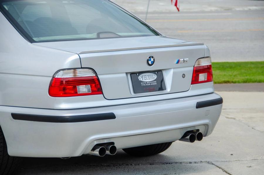 Детали экстерьера BMW M5 (E39) 2003 года  (фото 87 из 148)